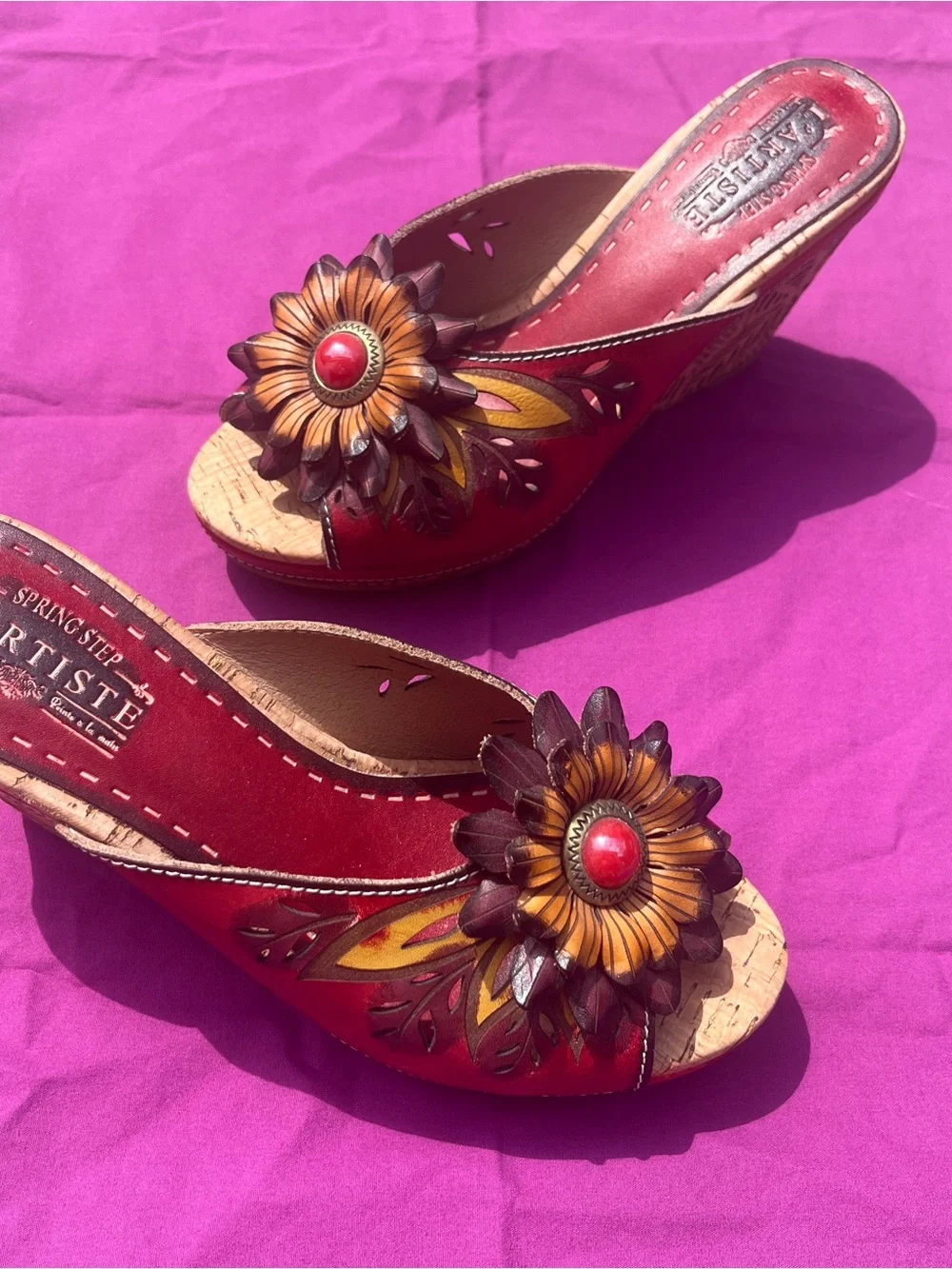 L’Artiste Red Leather Floral Slide Sandals